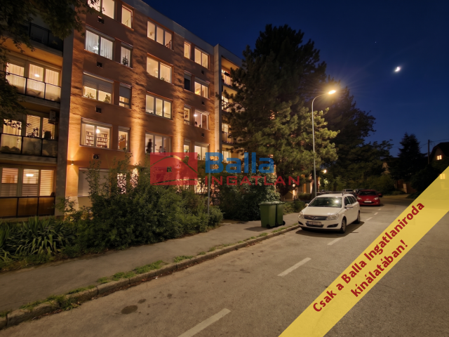 Eladó 47 m²-estársasházi lakás XVIII. Kerület (Szent Lőrinc-telep (KISZ-lakótelep)) , Vándor Sándor utca: 51'900'000 Ft