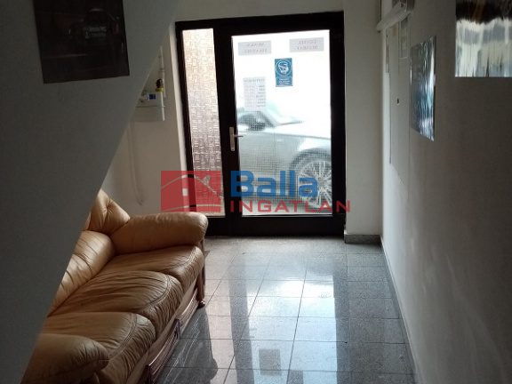 Eladó 628 m²-esegyéb üzlethelyiség XX. Kerület (Erzsébetfalva) , Határ út: 650'000 EUR