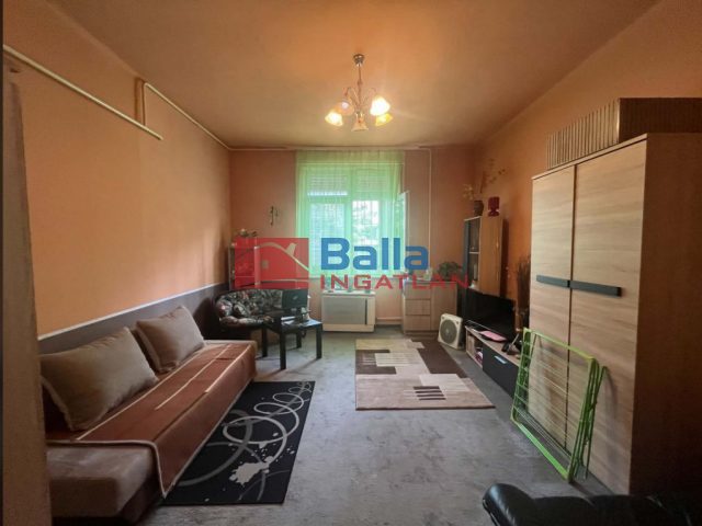 Eladó 35 m²-esházrész XX. Kerület (Erzsébetfalva) , Mártírok közeli utca: 36'800'000 Ft