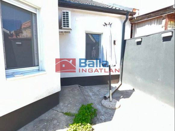 Eladó 54 m²-escsaládi ház XX. Kerület (Erzsébetfalva) , Mártírok utca közeli utca: 90'000'000 Ft
