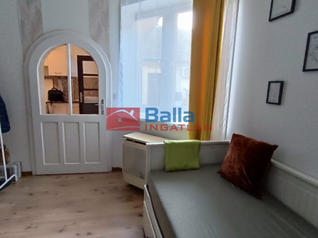 Eladó 31 m²-estársasházi lakás XX. Kerület (Erzsébetfalva) , Török Flóris utca: 37'900'000 Ft