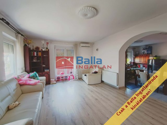 Eladó 300 m²-escsaládi ház XX. Kerület (Gubacsipuszta) , Rendezett, csendes, kertvárosi környék: 210'000'000 Ft