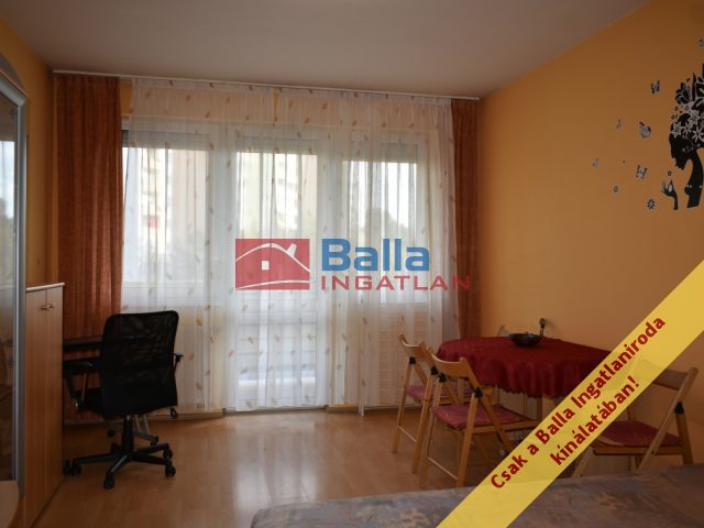 Eladó 35 m²-estársasházi lakás XX. Kerület (Központ) , Baross utca: 43'500'000 Ft