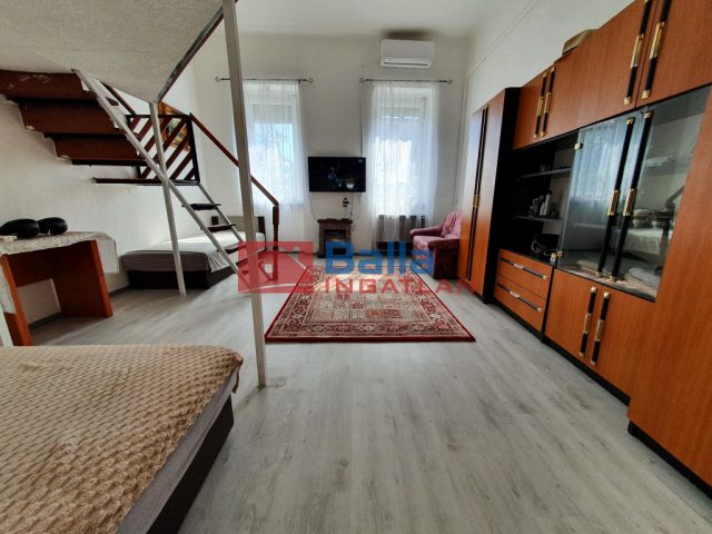 Eladó 43 m²-esházrész XX. Kerület (Központ) , Központ: 45'000'000 Ft