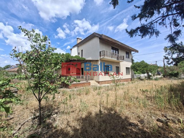 Eladó 152 m²-escsaládi ház XXI. Kerület (Királyerdő) , JÁZMINOS utca: 119'900'000 Ft