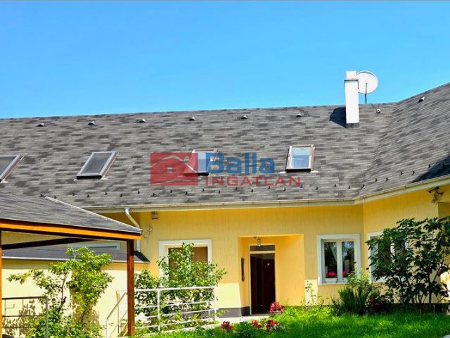 Eladó 192 m²-escsaládi ház XXI. Kerület (Királyerdő) , Királyerdő út: 150'000'000 Ft