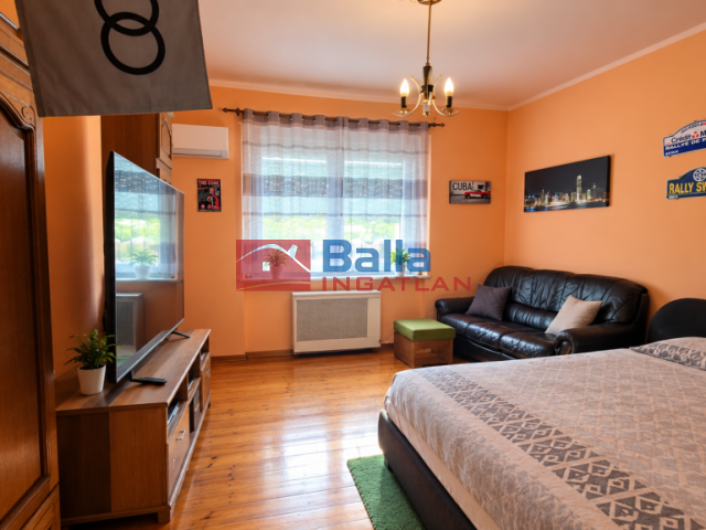 Eladó 115 m²-escsaládi ház XXII. Kerület (Nagytétény) , Nagytétényben: 130'000'000 Ft