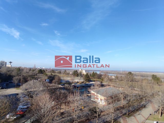 Eladó 27 m²-estársasházi lakás Dunaújváros, Korányi Sándor utca: 25'900'000 Ft