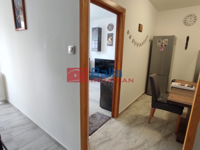 Eladó 53 m²-estársasházi lakás Dunaújváros, Lobogó utca: 38'500'000 Ft