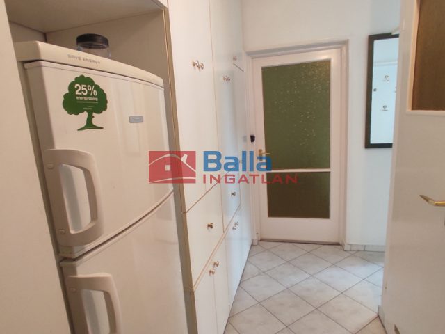 Eladó 52 m²-estársasházi lakás Dunaújváros, Vasmű út: 33'500'000 Ft