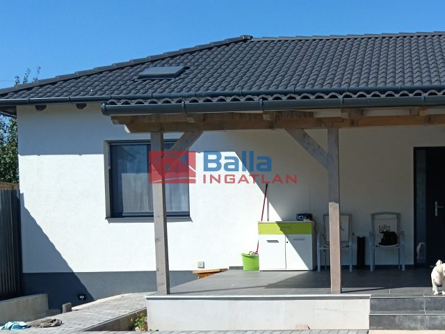 Eladó 70 m²-escsaládi ház Érd, Bagoly útca környéke: 104'900'000 Ft