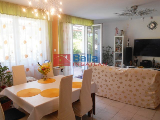 Eladó 130 m²-escsaládi ház Érd (Dombosváros) , Radnai utca környékén: 119'900'000 Ft