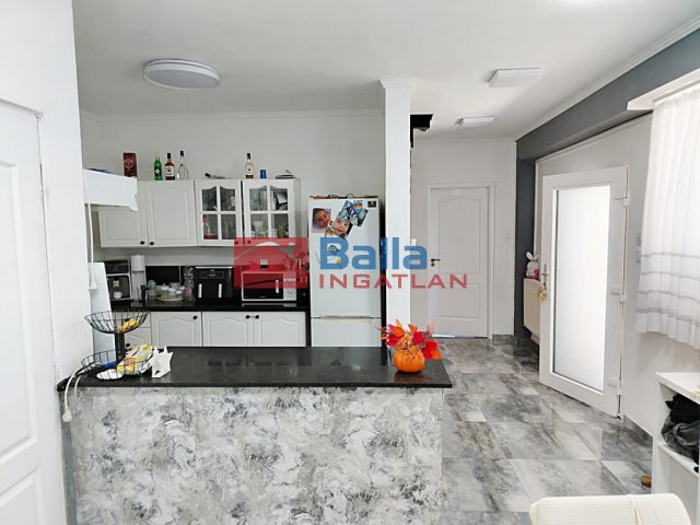 Eladó 160 m²-escsaládi ház Érd (Ófalu) , Kálvária utca közelében utca: 109'000'000 Ft