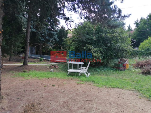 Eladó 1490 m²-estelek Érd, Tárnoki u. közelében: 78'000'000 Ft