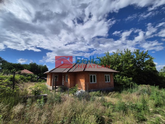 Eladó 113 m²-escsaládi ház Erdőkertes, Bartók Béla utca: 69'900'000 Ft