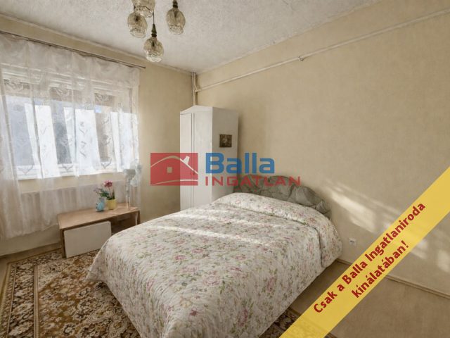 Eladó 210 m²-escsaládi ház Fót, Muharay Elemér utca: 99'900'000 Ft