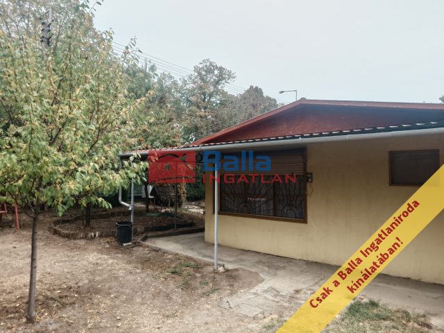 Eladó 45 m²-esüdülő Gárdony, Balatoni út: 34'900'000 Ft