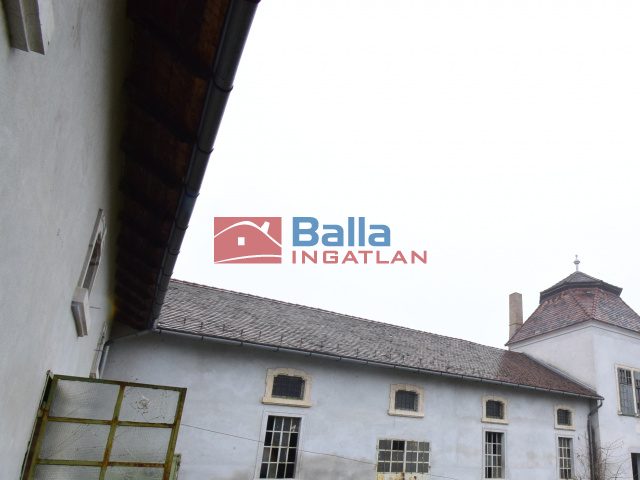 Eladó 792 m²-esegyéb vendéglátó egység Gödöllő, Mátyás király utca: 395'000'000 Ft