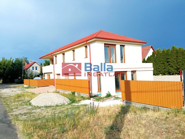 Eladó 122 m²-esikerház Gyál, KÖNYVES KÁLMÁN utca: 113'900'000 Ft