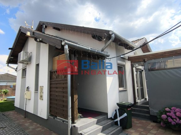 Eladó 88 m²-escsaládi ház Halásztelek, Központ közeli: 148'000'000 Ft