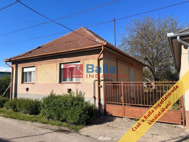 Eladó 85 m²-escsaládi ház Hatvan, Új-Hatvan: 46'800'000 Ft