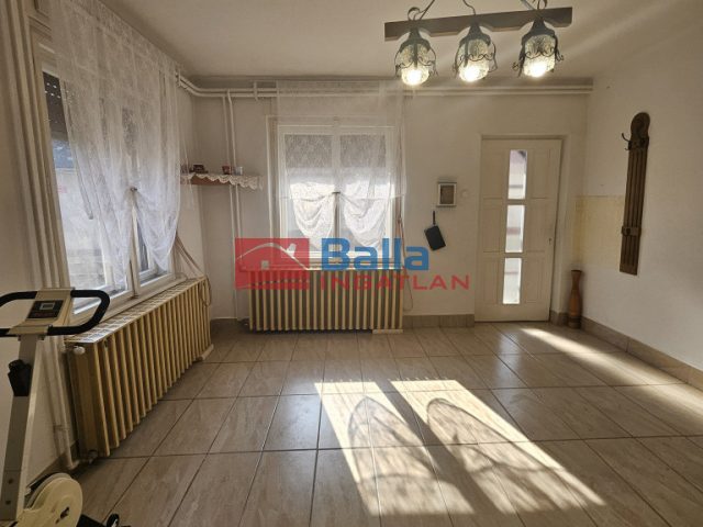 Eladó 120 m²-escsaládi ház Héhalom, Kossuth utca: 39'900'000 Ft