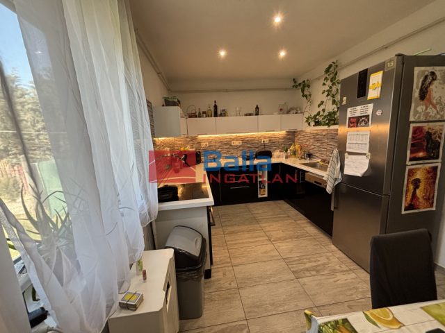 Eladó 86 m²-escsaládi ház Iklad, Deák Ferenc utca: 69'900'000 Ft