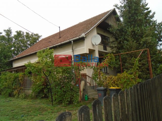 Eladó 88 m²-escsaládi ház Jászkarajenő, Széchenyi utca: 32'500'000 Ft