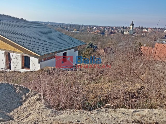 Eladó 147 m²-esikerház Kerepes, Madarász u. közelében: 116'000'000 Ft