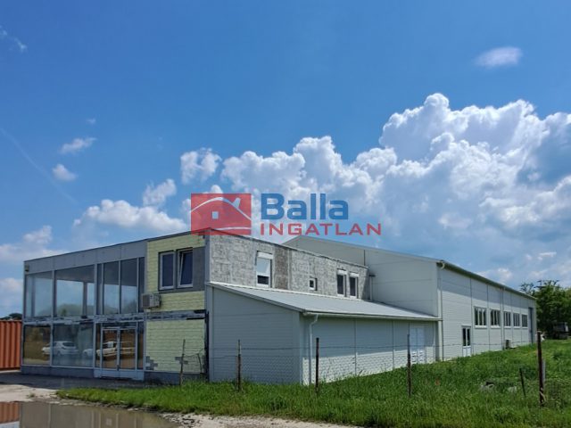 Eladó 10000 m²-esmezőgazdasági ingatlan Kiskunlacháza, 51 út melleti telep: 199'000'000 Ft