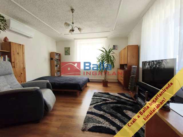 Eladó 50 m²-escsaládi ház Kóka, Petőfi utca környéke: 51'900'000 Ft