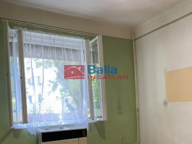 Eladó 34 m²-estársasházi lakás Komló, Tompa Mihály utca: 9'990'000 Ft