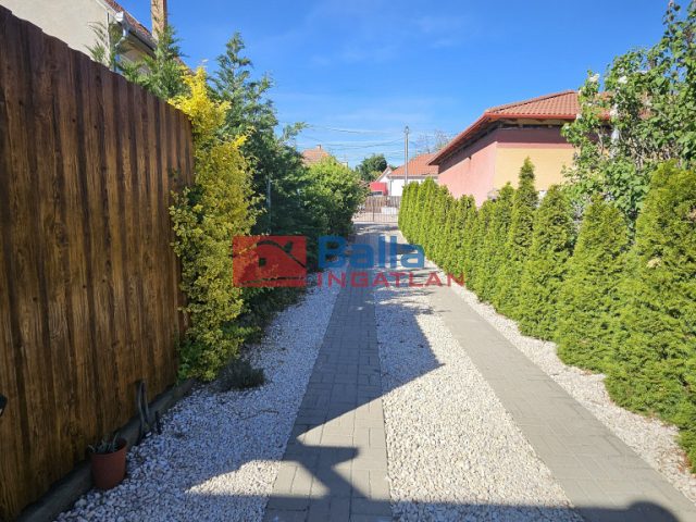 Eladó 110 m²-escsaládi ház Mogyoród, Szánkó közeli út: 110'000'000 Ft