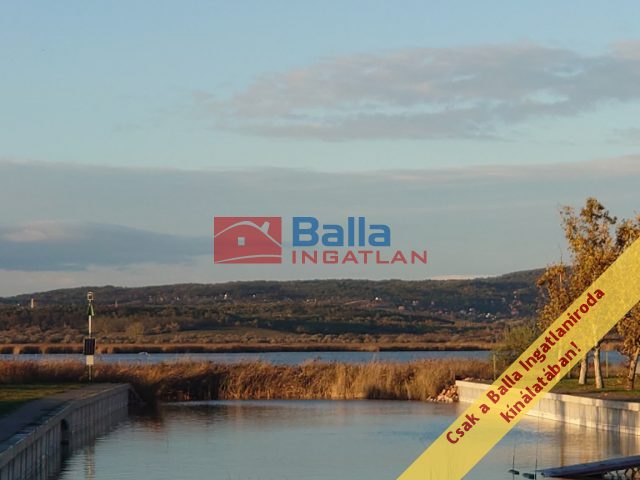 Eladó 1791 m²-estelek Nadap, Rajnai utca: 19'900'000 Ft
