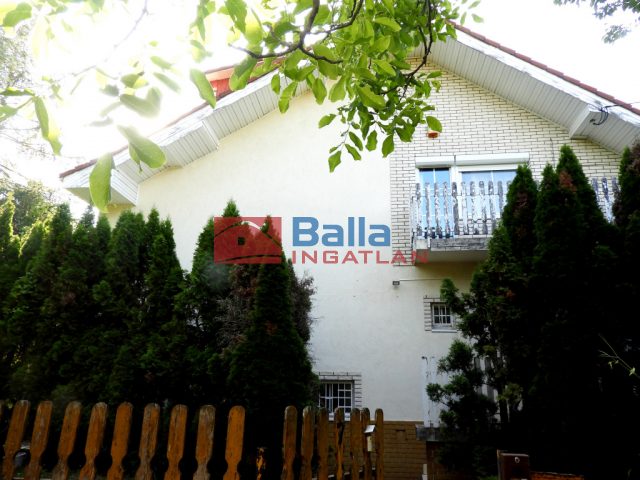 Eladó 219 m²-escsaládi ház Nagykovácsi, Semmelweis utca: 165'000'000 Ft