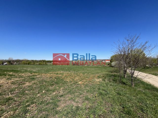 Eladó 956 m²-estelek Nagytarcsa, Fácán utca: 34'900'000 Ft