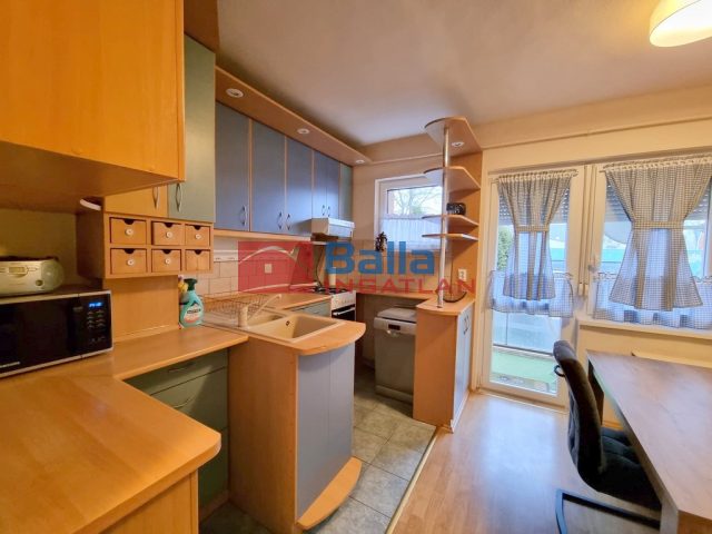 Kiadó 80 m²-estársasházi lakás Nyíregyháza, Bujtos utca: 160'000 Ft