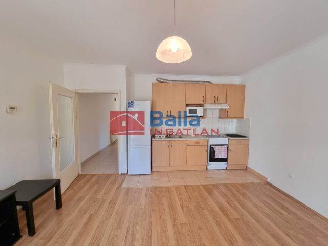 Kiadó 56 m²-estársasházi lakás Nyíregyháza, Új utca: 150'000 Ft
