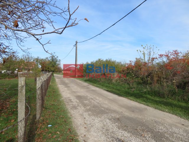 Eladó 10379 m²-esmezőgazdasági ingatlan Öreglak, Barátihegy: 30'000'000 Ft