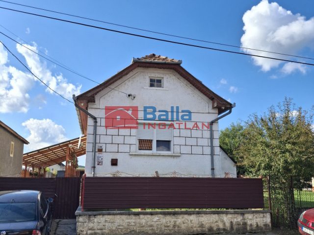 Eladó 97 m²-escsaládi ház Ózd, Szentsimoni út: 17'000'000 Ft