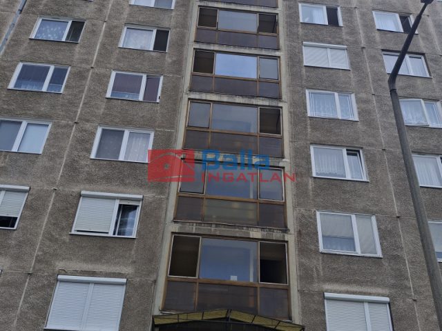 Eladó 56 m²-estársasházi lakás Ózd, Vasvár út: 12'000'000 Ft