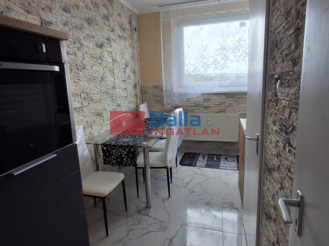Eladó 51 m²-estársasházi lakás Ózd, Vasvár út: 14'500'000 Ft
