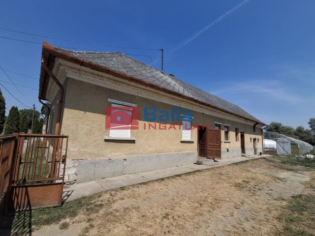 Eladó 90 m²-escsaládi ház Sajópüspöki, Rákóczi út: 20'000'000 Ft