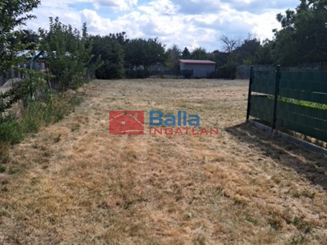 Eladó 990 m²-estelek Siófok, KILITI: 21'500'000 Ft