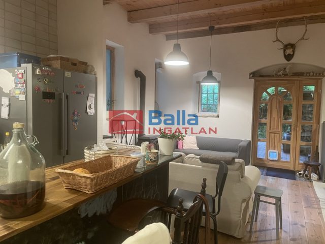 Eladó 81 m²-escsaládi ház Süttő, Szitli dűlő: 27'900'000 Ft