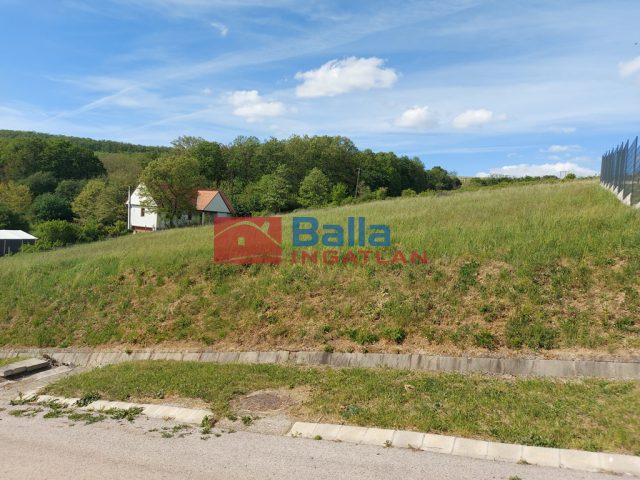 Eladó 1500 m²-estelek Szendehely, Rét utca: 25'000'000 Ft