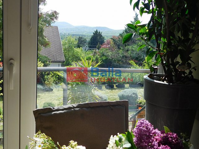 Eladó 117 m²-escsaládi ház Szentendre, Napos sétány: 110'000'000 Ft