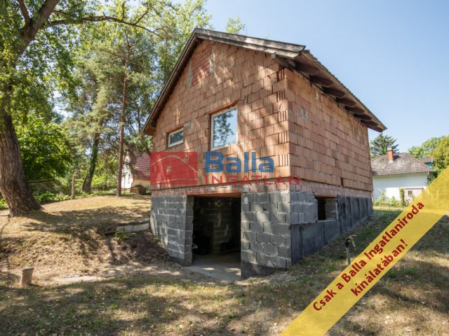 Eladó 45 m²-esüdülő Szigetmonostor, Dália utca: 37'000'000 Ft