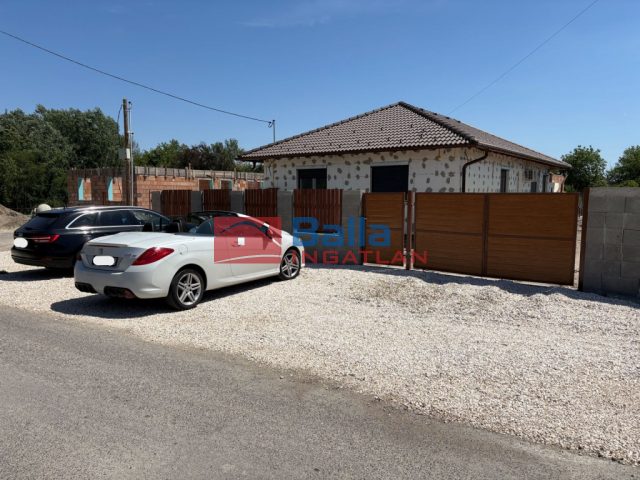 Eladó 93 m²-esikerház Szigetszentmárton, Vasút utca: 78'000'000 Ft