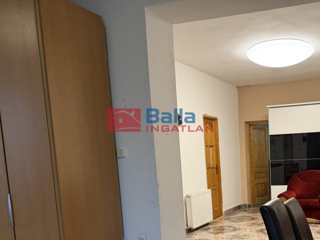 Eladó 76 m²-escsaládi ház Szigetszentmiklós, Csepel, Hollnadi út közelében: 67'000'000 Ft